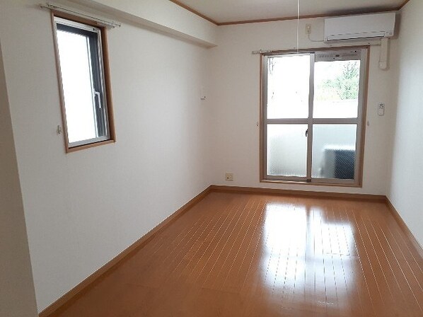 グランツ丸の内の物件内観写真